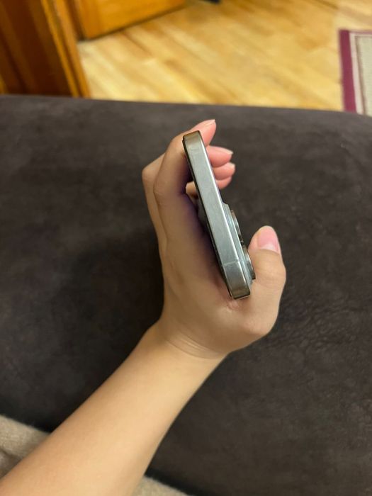 Продам айфон 15 про макс 256гб