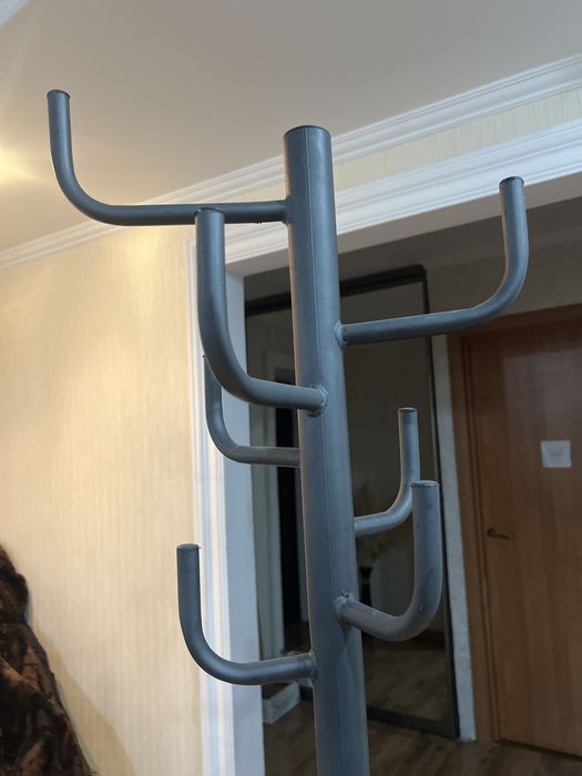 Вешалка металическая
