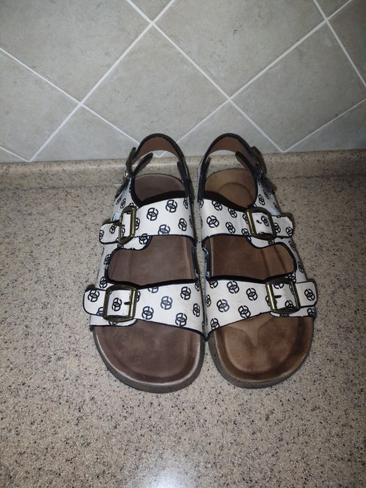 Сандали для девочки