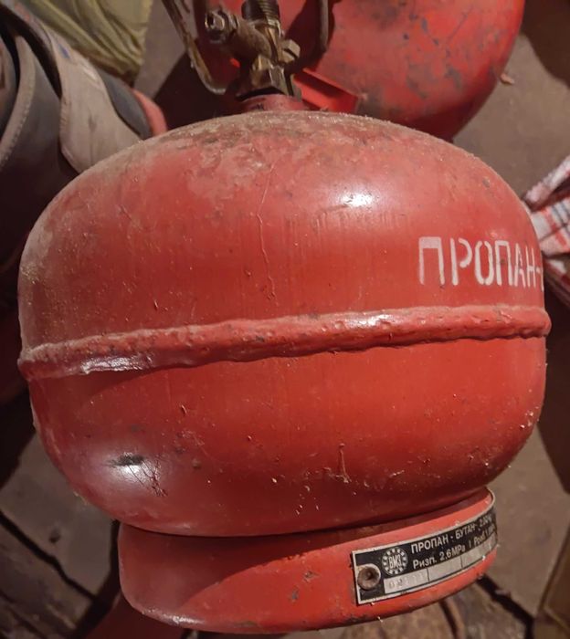 Ножица за балатум, ударна бормашина, акумулаторен винтоверт -маркови!