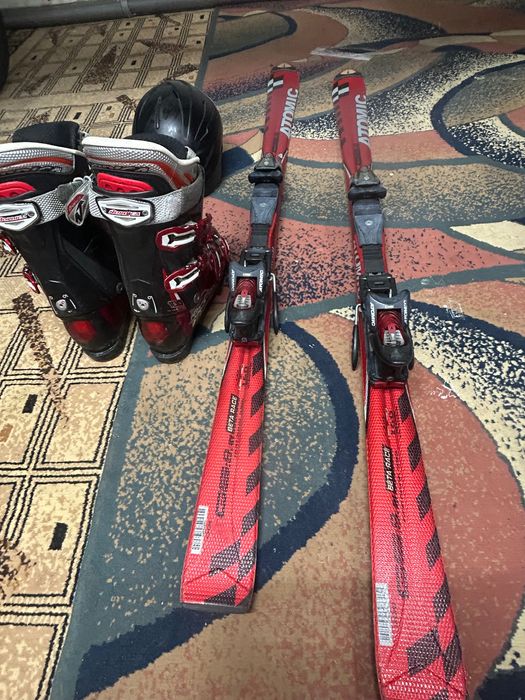 Schiuri cu echipate complet