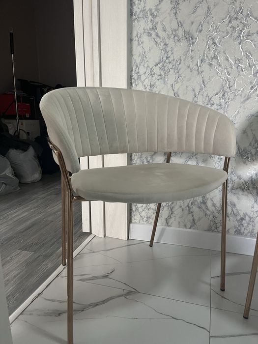 Велюровые кресла