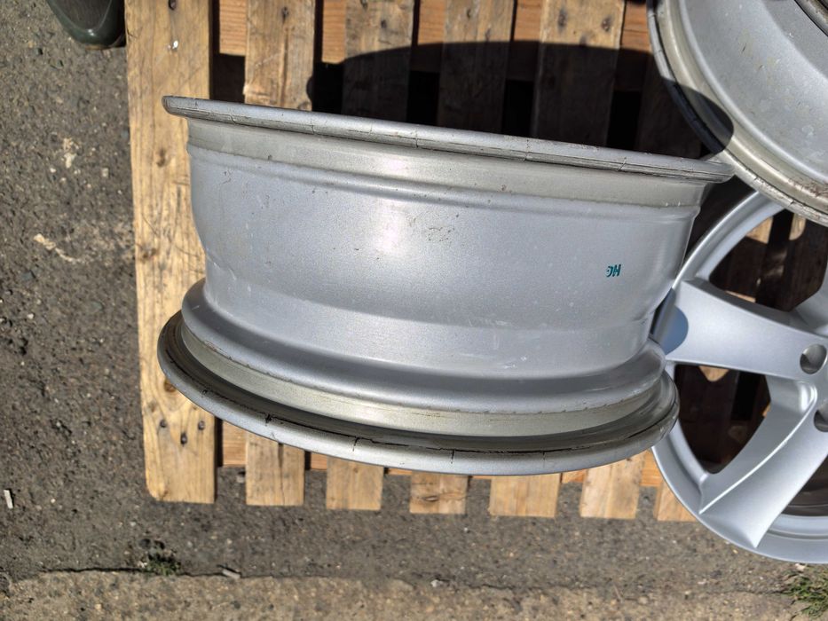 16 цола 5 х 112 мм Мерцедес / Фолксваген / Ауди - 6,5 Инча / ЕТ 48