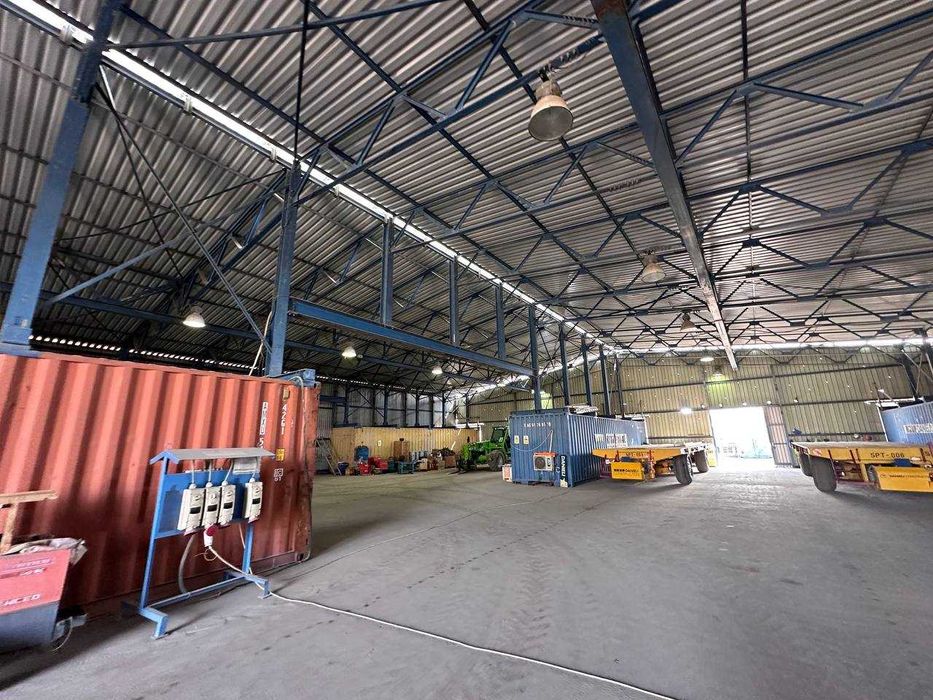 Готовое здание из легких металлоконструкции