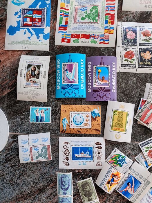 Пощенски марки и пликове от СОЦА в перфектно състояние.