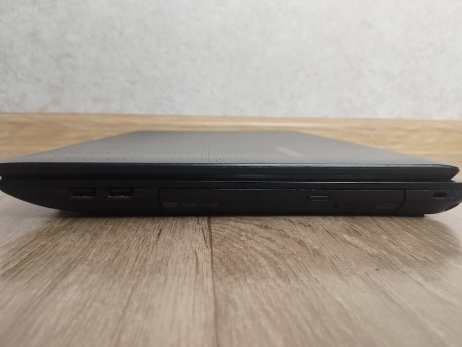 Продам ноутбук eMachines