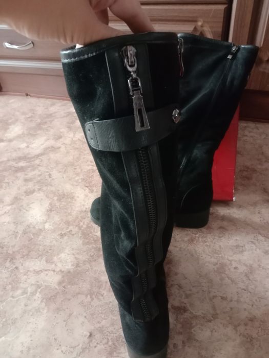 Зимние сапоги женские