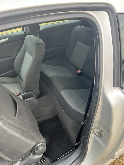 Vand opel astra h sau schimb cu logan 2012
