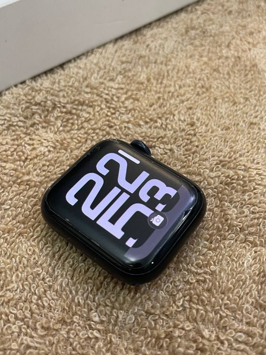 Apple Watch SE2 (40mm)