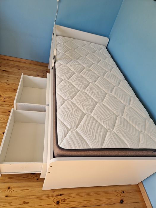 Легло Икеа 200/100 с матрак Дормео