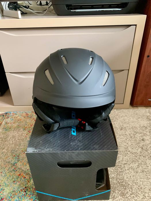 Cască pentru schiori