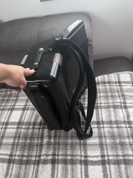 Acordeon cu camera dubla