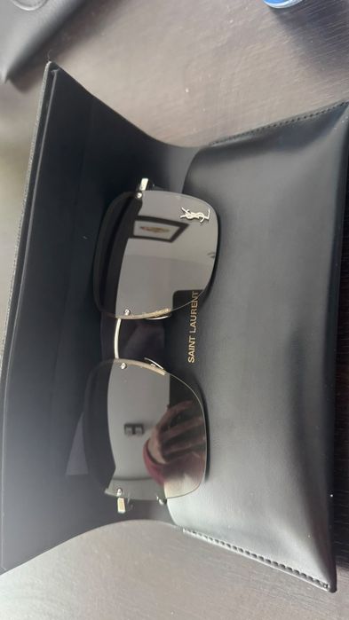 Ochelari de soare YSL