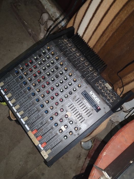 Mixer PC-800A stare bună