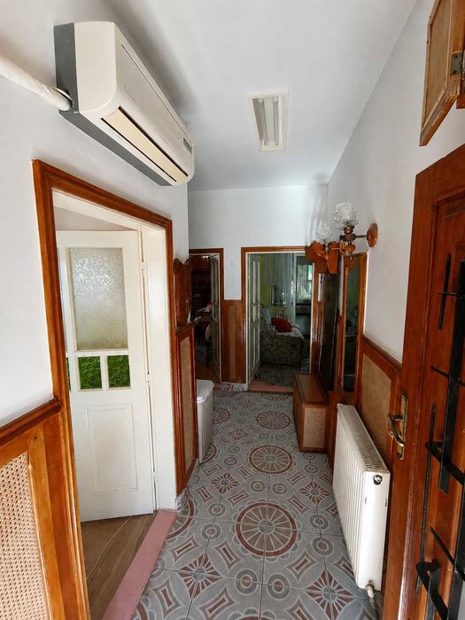 Casa de vanzare in Nicolina 1