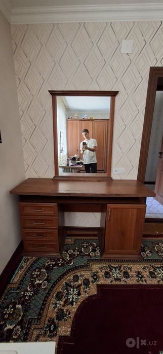 Spalni mebel sotiladi