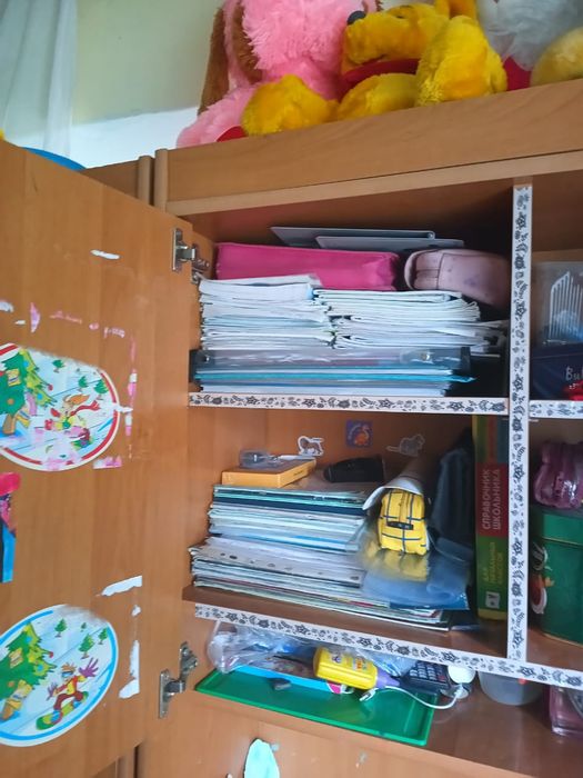 Продам Школьный уголок