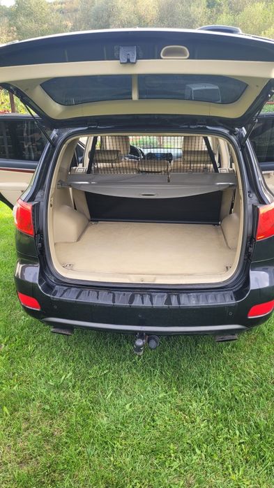 Vând Hyundai Santa Fe