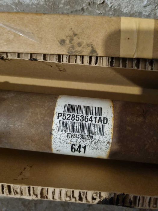 Преден и заден кардан Jeep Grand Cherooke 2014г 5.7 Hemi - WK2