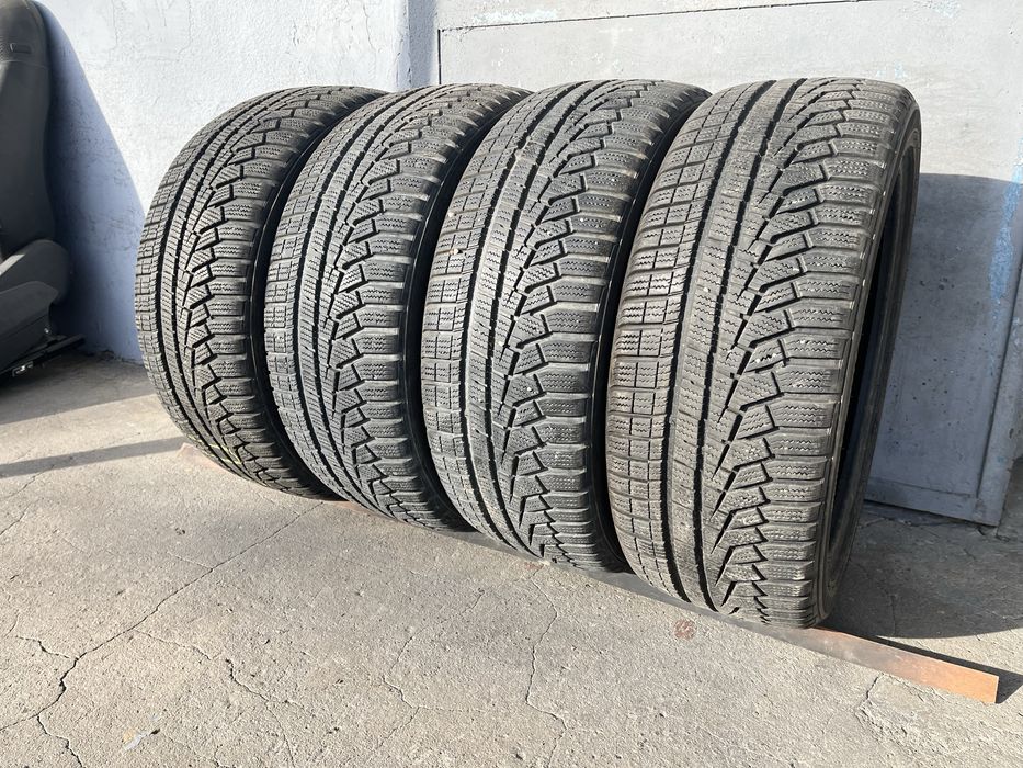 4 бр. зимни гуми 205/45/17 Hankook 6-6,5 mm DOT 3318