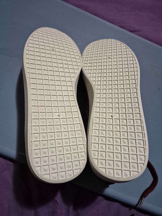 Pantofi sport marime 44, noi, culoare grena