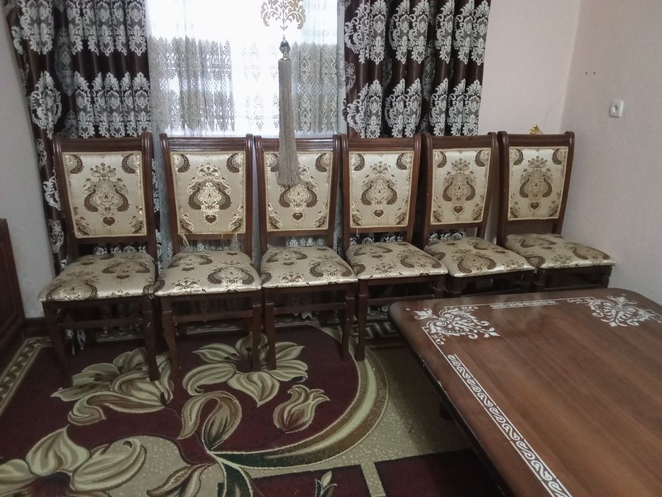 Мебель спальний стол стул