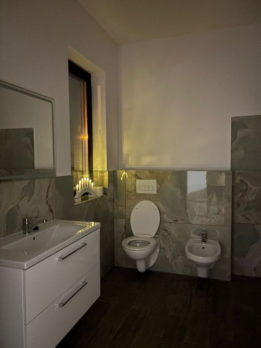 Vand casa individuala cu piscina si anexa, Chisoda