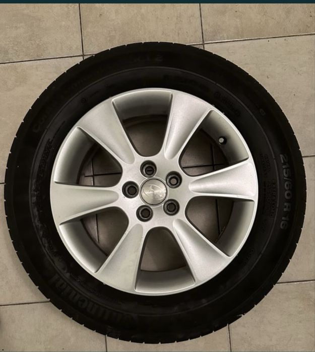 Оригинални лети джанти 16" за Subaru + летни гуми Continental 215/60 R16