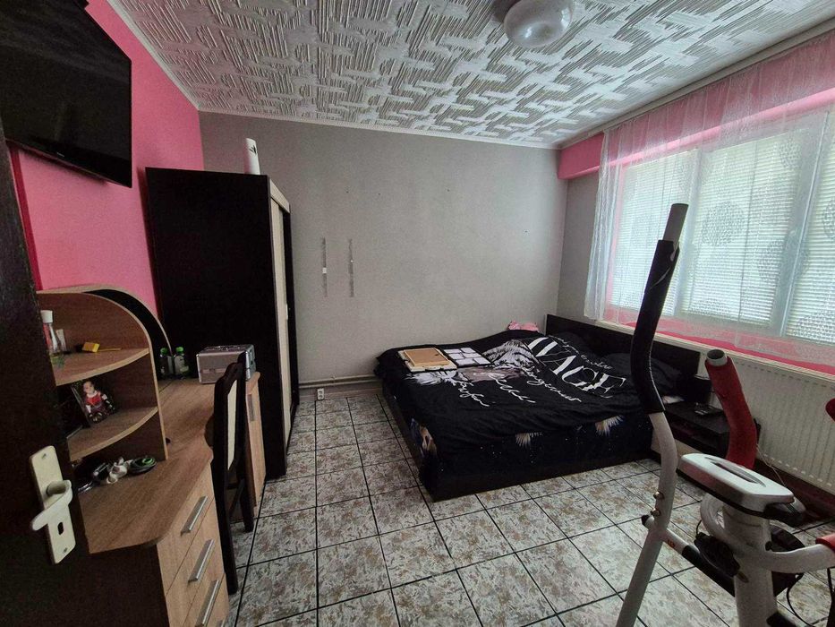 Продава се Двустаен апартамент в Оряхово - 61 кв.м за 585 €/кв.м - Снимка #1