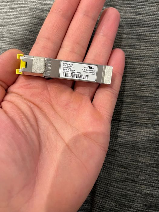 Brocade BRSFP-1GECOPR Съвместим SFP модул - 1000BASE-T - SFP към RJ4