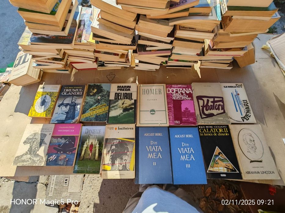 Cărți vechi anticariat