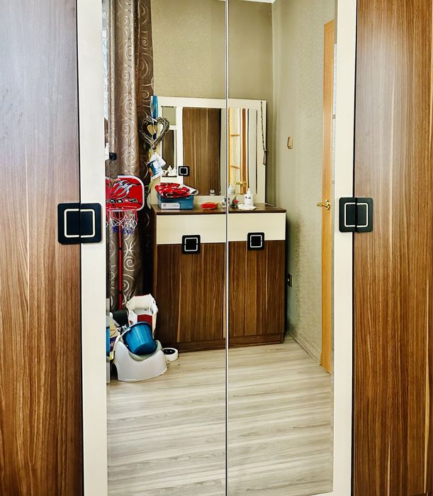 Продам спальний гарнитур