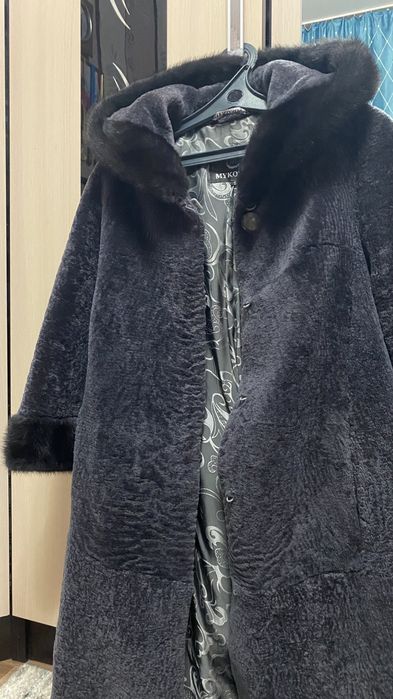 Продам мутоновую шубу