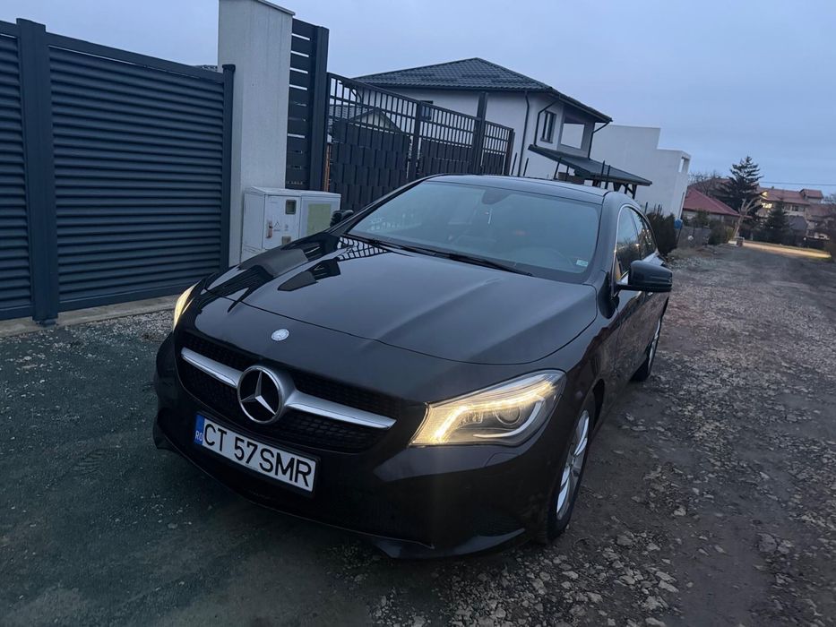 MERCEDES-BENZ CLA 0 — imagine 3