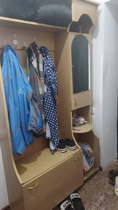 Шкаф для прихожей