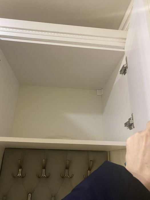 Продаю шкаф в прихожую