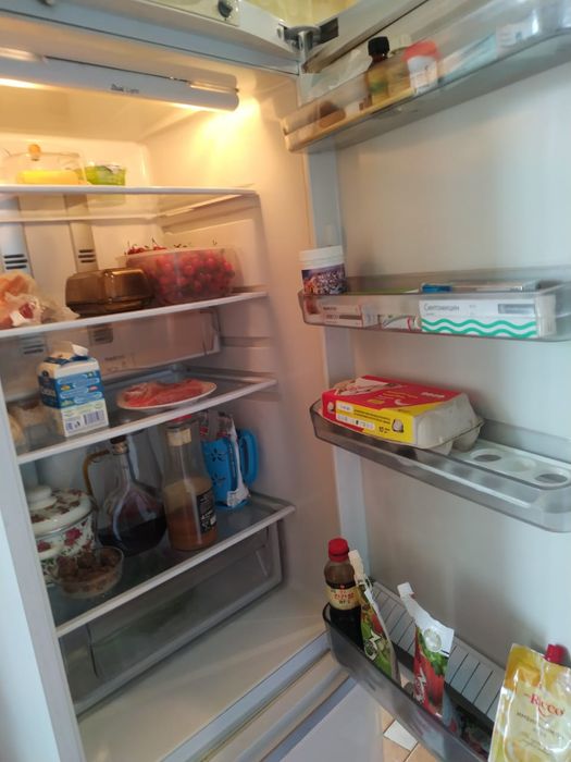 продам холодильник