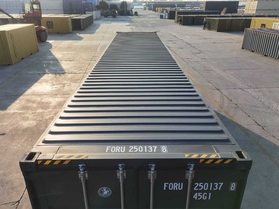 Нови морски 40'HC контейнери налични в София