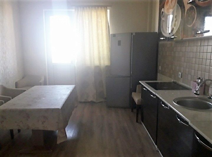 Сдам 2 км. квартиру, ЖК БИИК