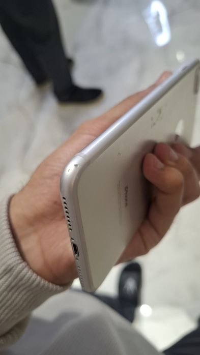 Iphone 7 plus 128Gb Sotiladi