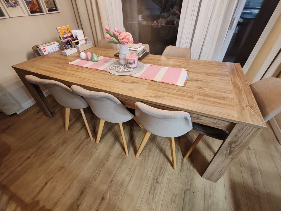 Masa extensibila 220cm