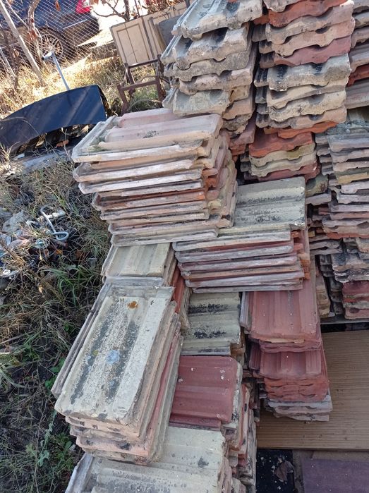 Продавам втора употреба цигли