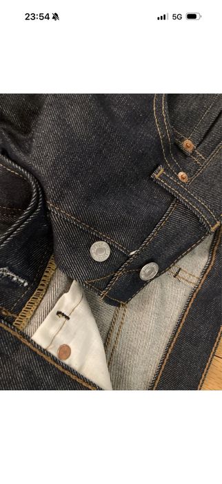 Levis новые джинсы 32/30 размер