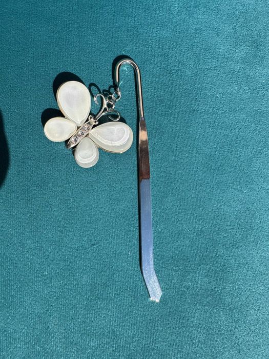 Луксозен разделител за книги “Butterfly ” , сребърно покритие