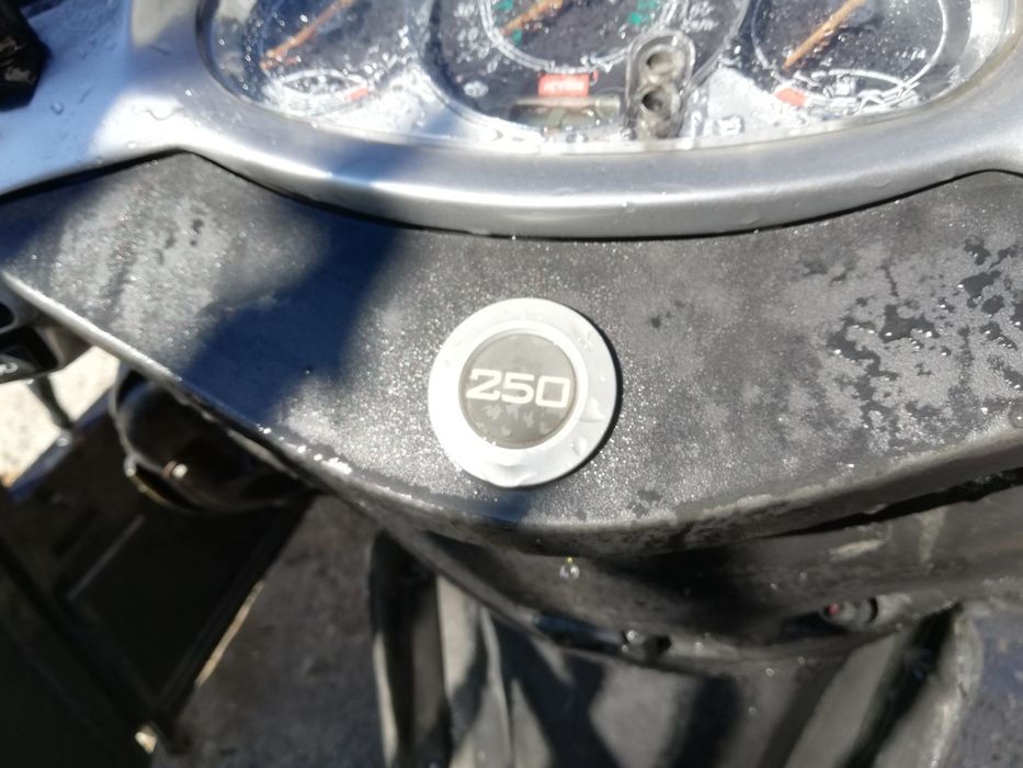 Априлиа Леонардо 250 с регистрация На Части