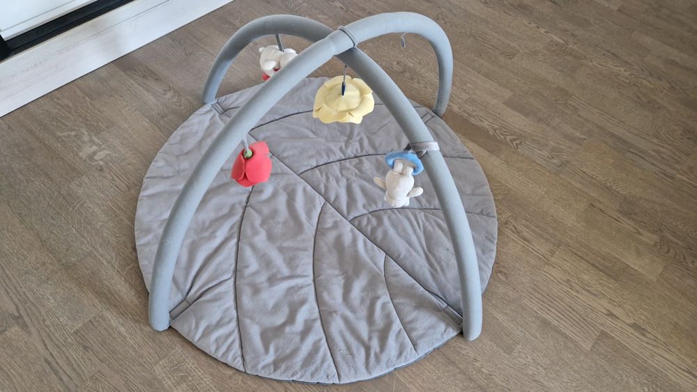 Saltea Ikea joaca bebelusi/ centru de activități