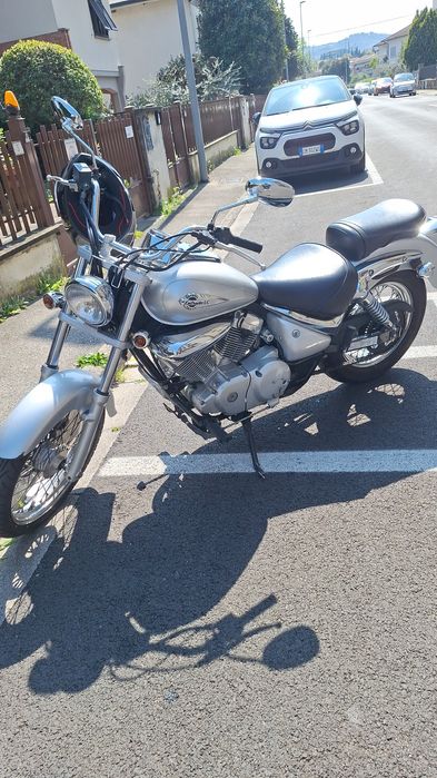 Suzuki Intruder LC
