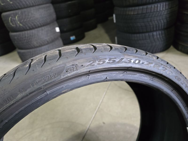 255/30/20 PIRELLI 2бр