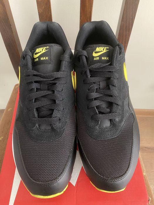 Nike Air Max 90 Essential “Batman”