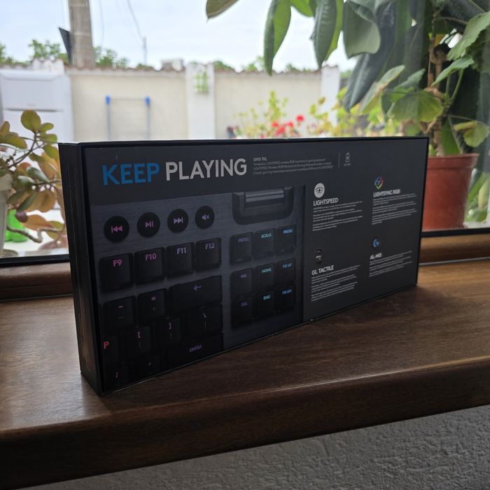 Tastatura Logitach G915 TKL